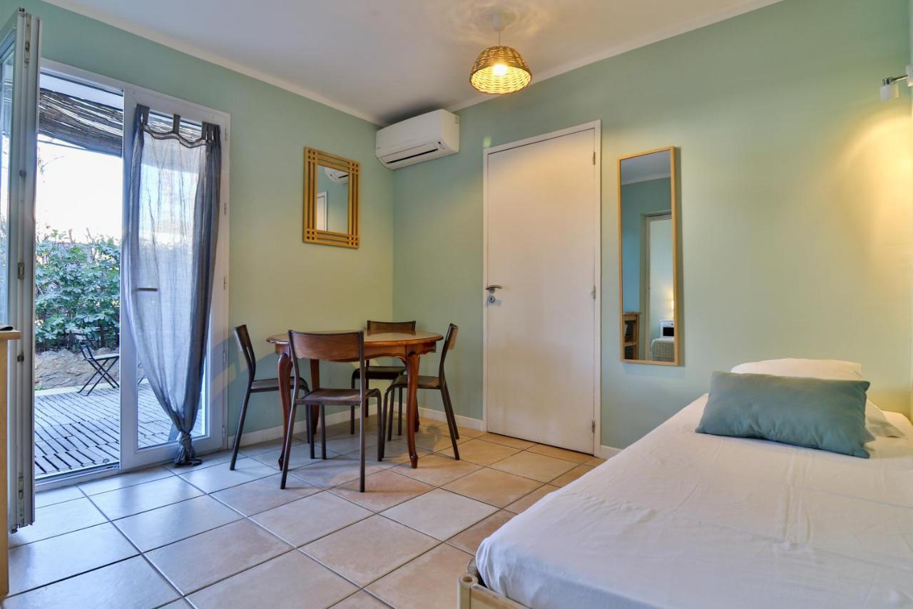Hotel La Bastide Hyères Zewnętrze zdjęcie